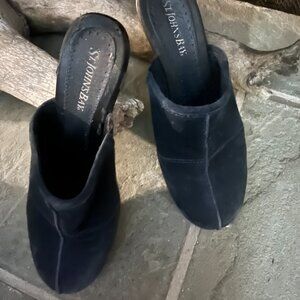 St Johns Bay Womens 8M Blue Suede Backless Clogs